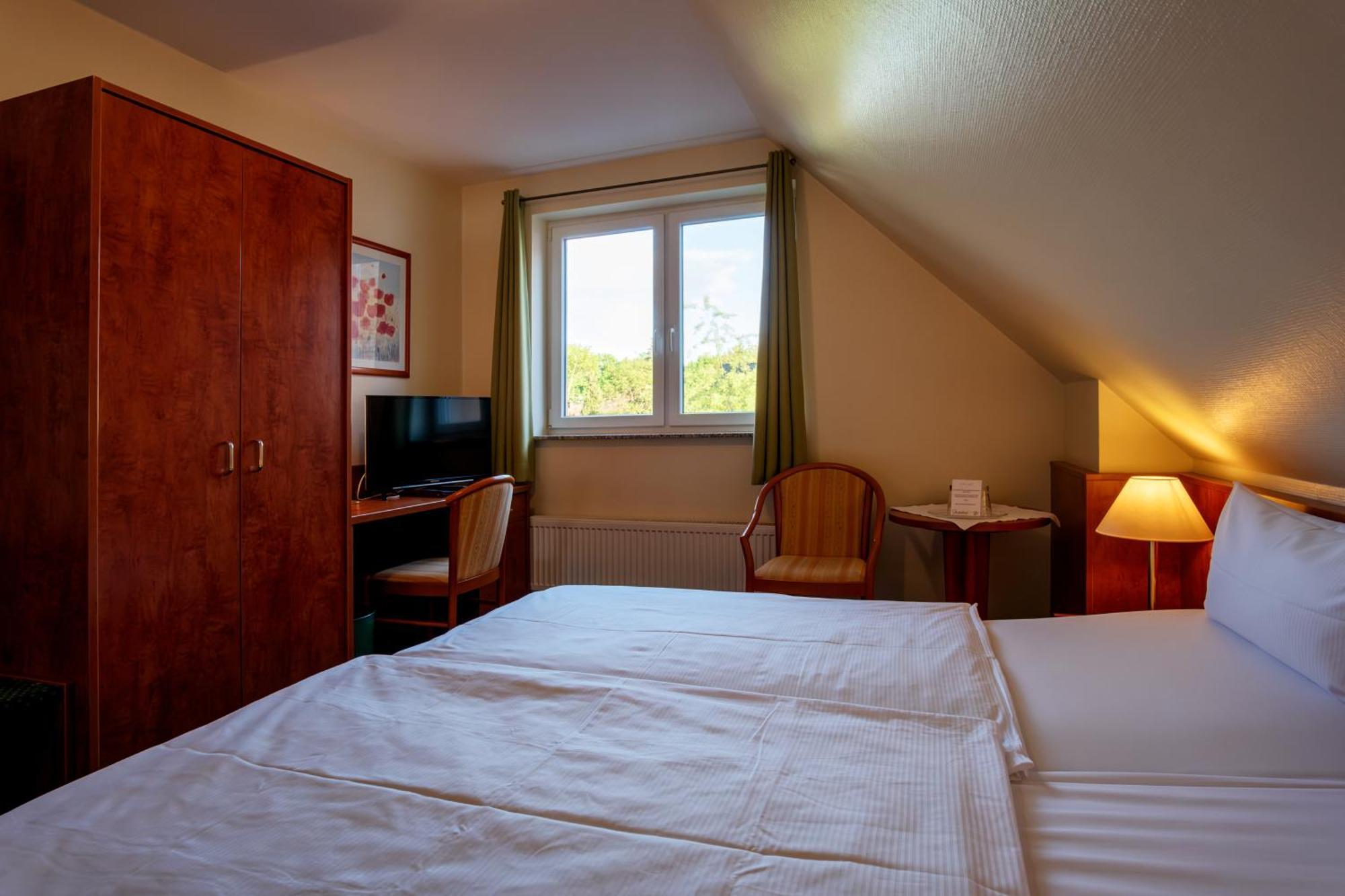 Restaurant & Hotel Storchenklause Storkow  Extérieur photo