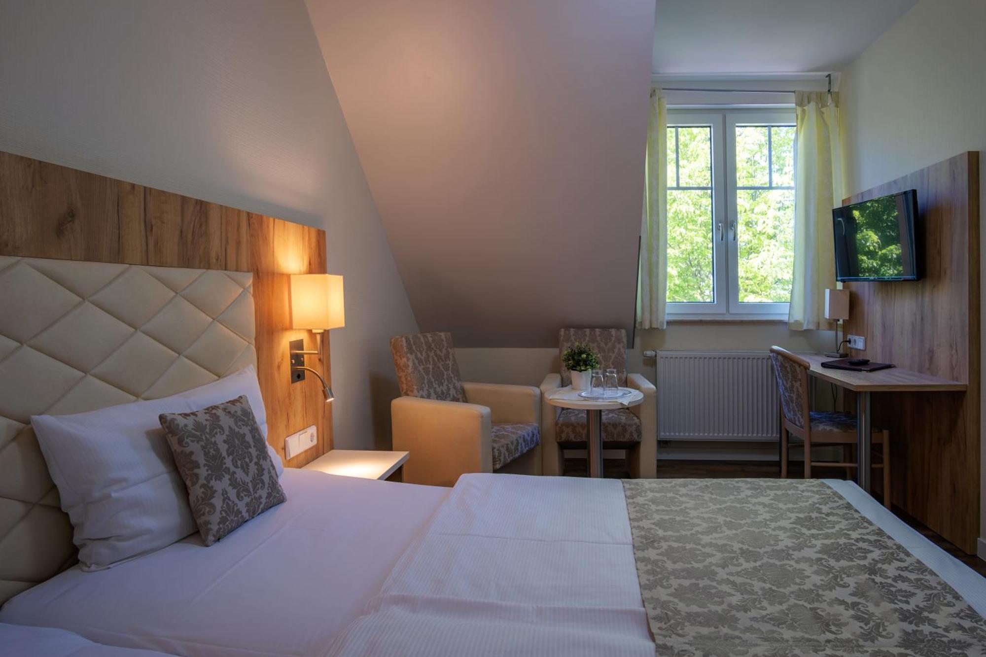Restaurant & Hotel Storchenklause Storkow  Extérieur photo